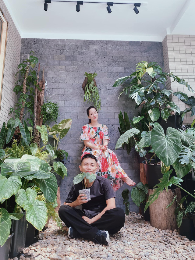 Nhà Phan Hiển - Khánh Thi có vườn cây tiền tỷ, nhiều cây đột biến “đếm lá tính tiền”